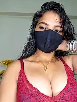 Noor-Bold from StripChat is Freechat