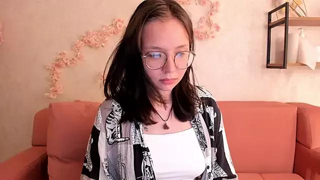 Noora_Moore from StripChat is Freechat