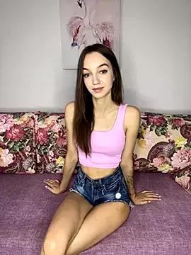NotSoSweetDasha from StripChat is Freechat
