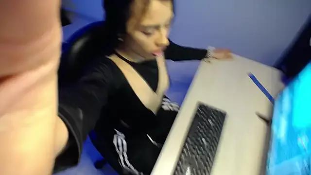 Unleash your urge for fetish cams livestreamers with our pick of steaming hot models, versed in the art of seduction and indulgence.