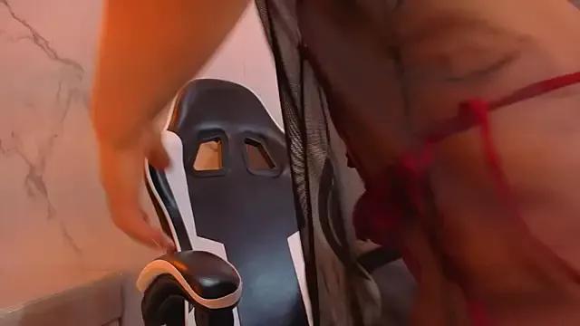 Unleash your urge for fetish cams livestreamers with our pick of steaming hot models, versed in the art of seduction and indulgence.