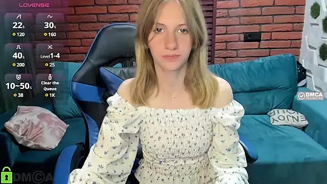 Unleash your urge for fetish cams livestreamers with our pick of steaming hot models, versed in the art of seduction and indulgence.