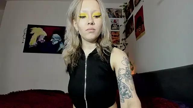 Unleash your urge for fetish cams livestreamers with our pick of steaming hot models, versed in the art of seduction and indulgence.