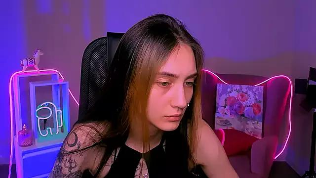 Unleash your urge for fetish cams livestreamers with our pick of steaming hot models, versed in the art of seduction and indulgence.