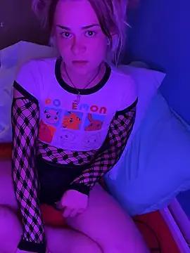 OSoTinyBaby from StripChat is Freechat
