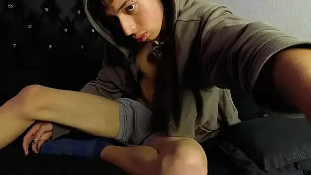 Unleash your urge for fetish cams livestreamers with our pick of steaming hot models, versed in the art of seduction and indulgence.