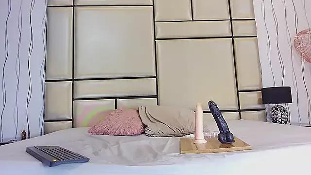 Unleash your urge for fetish cams livestreamers with our pick of steaming hot models, versed in the art of seduction and indulgence.