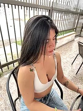 Unleash your urge for fetish cams livestreamers with our pick of steaming hot models, versed in the art of seduction and indulgence.