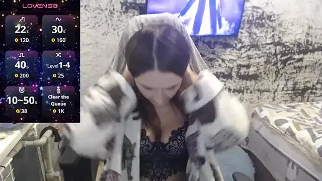 Unleash your urge for fetish cams livestreamers with our pick of steaming hot models, versed in the art of seduction and indulgence.