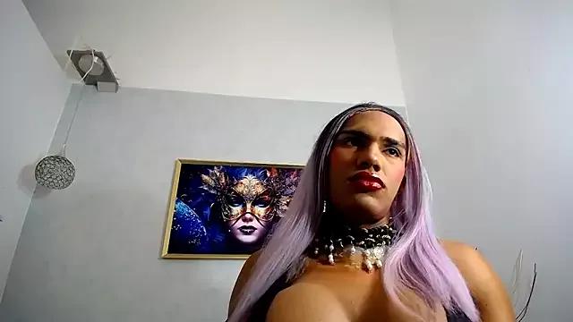 Unleash your urge for fetish cams livestreamers with our pick of steaming hot models, versed in the art of seduction and indulgence.