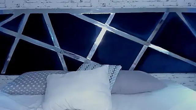 Unleash your urge for fetish cams livestreamers with our pick of steaming hot models, versed in the art of seduction and indulgence.