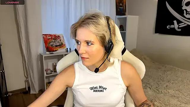Unleash your urge for fetish cams livestreamers with our pick of steaming hot models, versed in the art of seduction and indulgence.