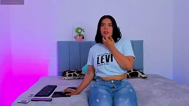 Unleash your urge for fetish cams livestreamers with our pick of steaming hot models, versed in the art of seduction and indulgence.