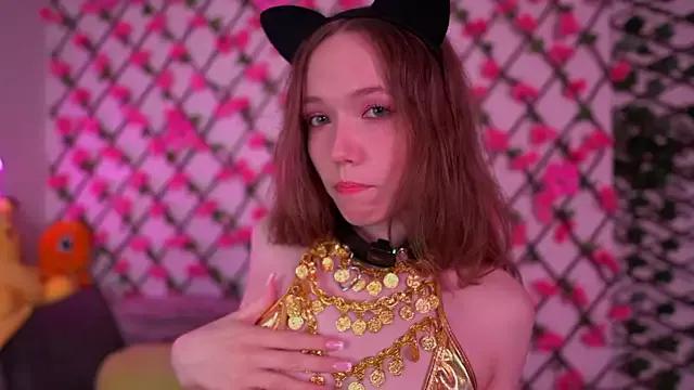 Unleash your urge for fetish cams livestreamers with our pick of steaming hot models, versed in the art of seduction and indulgence.