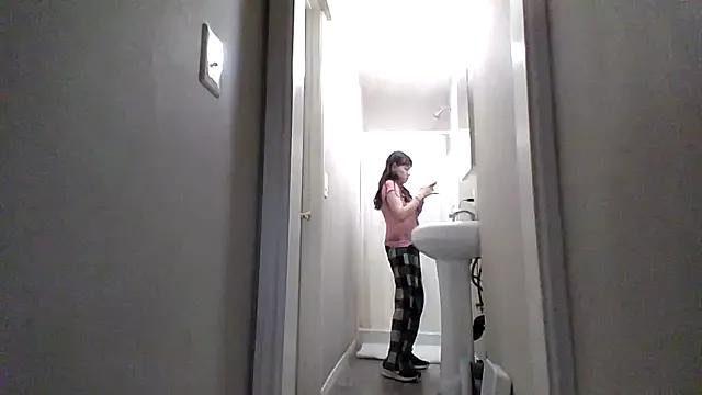 petitedoll29 from StripChat is Freechat