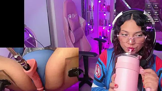 Unleash your urge for fetish cams livestreamers with our pick of steaming hot models, versed in the art of seduction and indulgence.