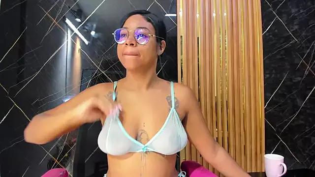 PeytonPink from StripChat is Freechat