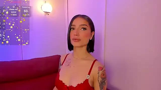 Unleash your urge for fetish cams livestreamers with our pick of steaming hot models, versed in the art of seduction and indulgence.