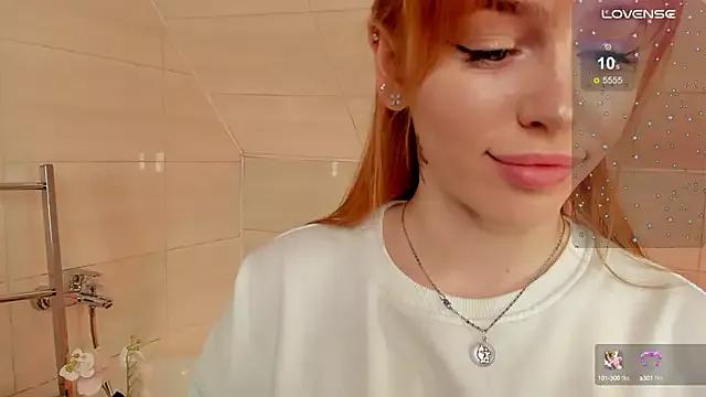 Phoenix_Margo from StripChat is Freechat