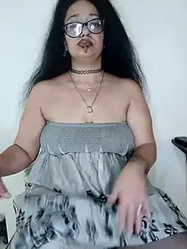 PichyPrettyPussy from StripChat is Freechat