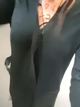 Photos of pink-mai from StripChat is Freechat