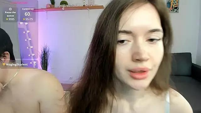PollyFlame from StripChat is Freechat