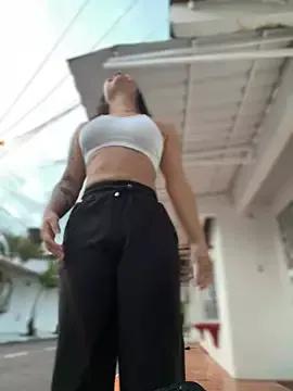 Pretty_Isadora from StripChat is Freechat