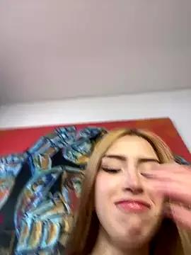 PrettyAshley_ from StripChat is Freechat
