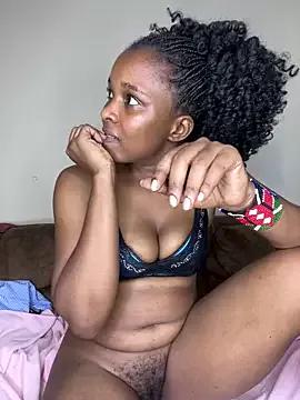 prettyvalleh from StripChat is Freechat