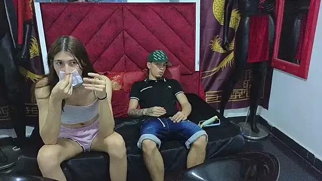 Unleash your urge for fetish cams livestreamers with our pick of steaming hot models, versed in the art of seduction and indulgence.