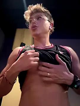 Unleash your urge for fetish cams livestreamers with our pick of steaming hot models, versed in the art of seduction and indulgence.