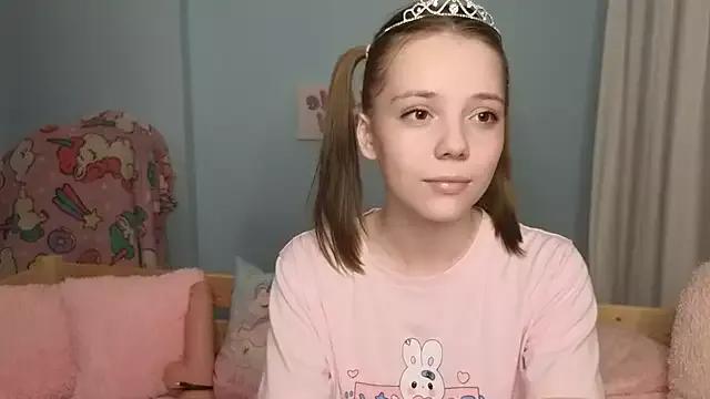 PrincessLittleKiki from StripChat is Freechat
