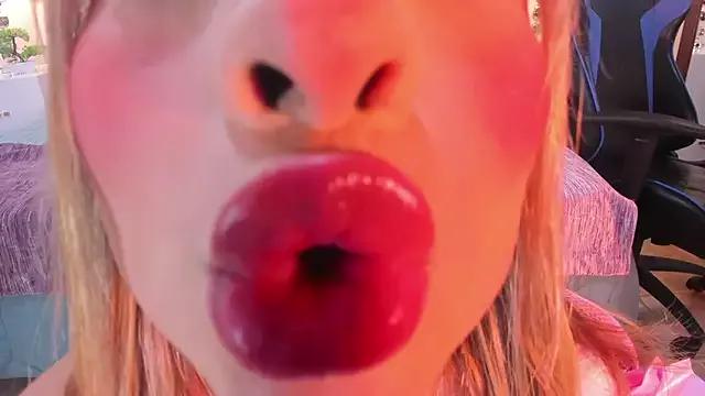 princesssammy2 from StripChat is Freechat