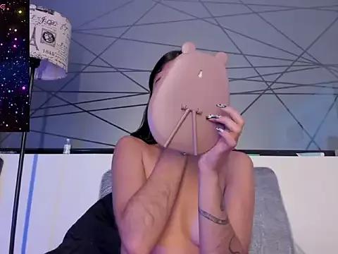 Unleash your urge for fetish cams livestreamers with our pick of steaming hot models, versed in the art of seduction and indulgence.