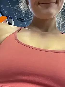 psilybaby from StripChat is Freechat