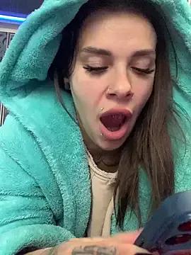 Unleash your urge for fetish cams livestreamers with our pick of steaming hot models, versed in the art of seduction and indulgence.