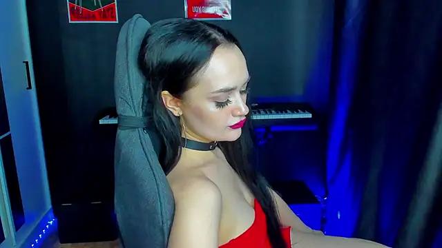 Unleash your urge for fetish cams livestreamers with our pick of steaming hot models, versed in the art of seduction and indulgence.