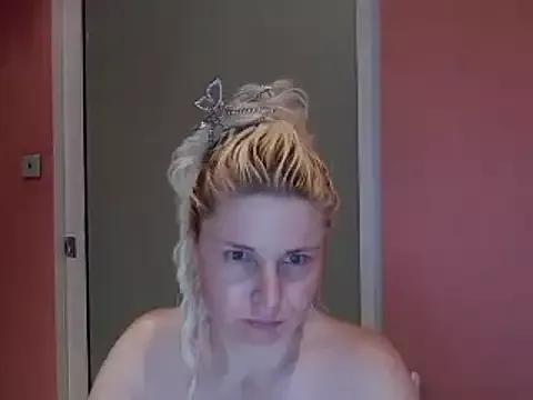 qvncrazy from StripChat is Freechat