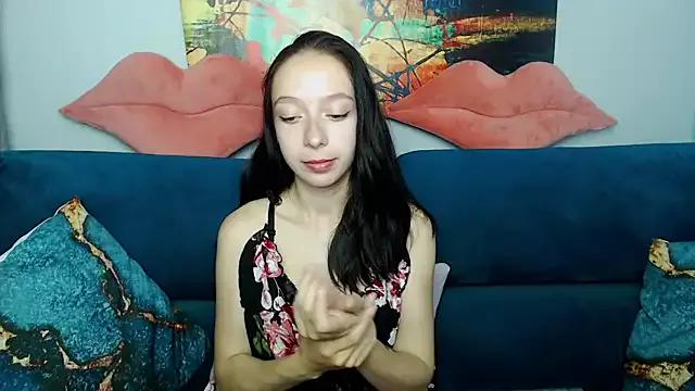RachelBrawnn from StripChat is Freechat