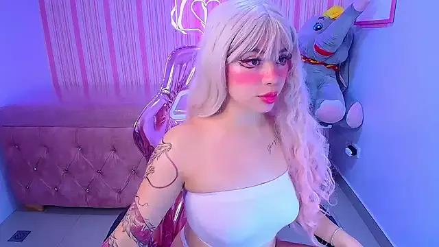 Unleash your urge for fetish cams livestreamers with our pick of steaming hot models, versed in the art of seduction and indulgence.