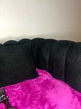 RainPurple from StripChat is Freechat