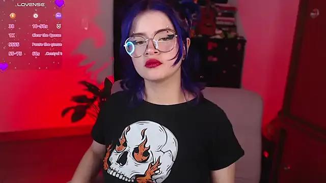 Raventh_ from StripChat is Freechat