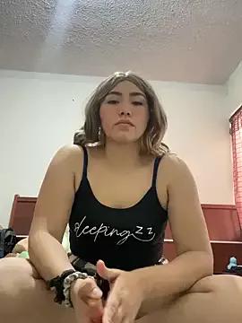 Unleash your urge for fetish cams livestreamers with our pick of steaming hot models, versed in the art of seduction and indulgence.