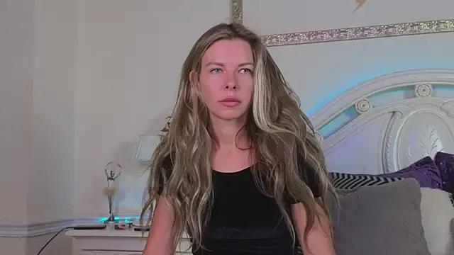 Real_Tini from StripChat is Freechat