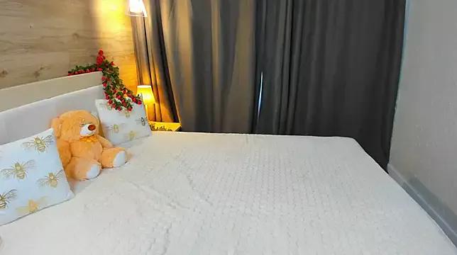 Reall_Blonde from StripChat is Freechat