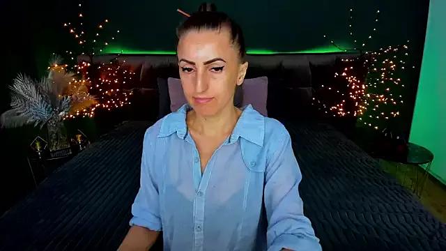 Unleash your urge for fetish cams livestreamers with our pick of steaming hot models, versed in the art of seduction and indulgence.