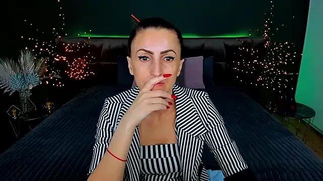 Unleash your urge for fetish cams livestreamers with our pick of steaming hot models, versed in the art of seduction and indulgence.
