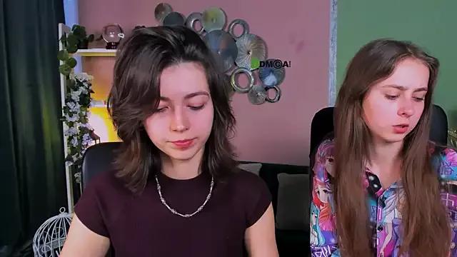 Unleash your urge for fetish cams livestreamers with our pick of steaming hot models, versed in the art of seduction and indulgence.