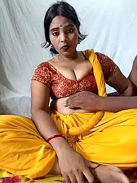 RED_CHILLY_QUEEN from StripChat is Freechat
