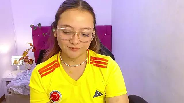 Unleash your urge for fetish cams livestreamers with our pick of steaming hot models, versed in the art of seduction and indulgence.